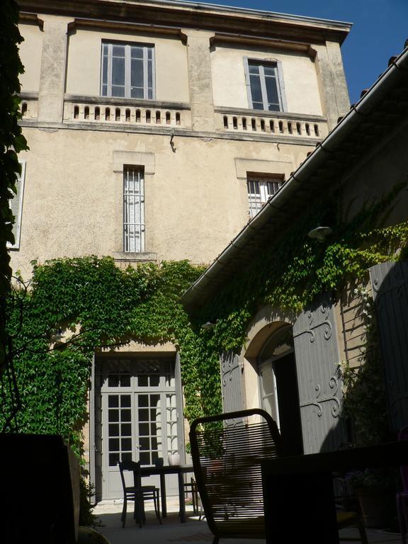 Chambres D'Hotes Maison Auguste Salon-de-Provence Bagian luar foto